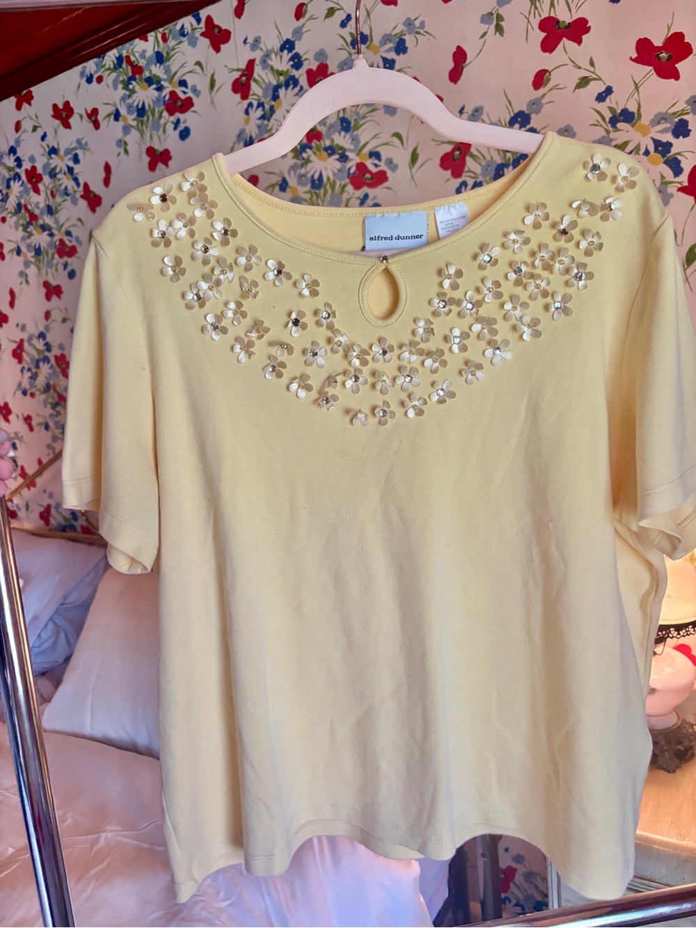Vintage y2k Alfred Dunner Yellow Floral Rhinestone Top L Fairycore Cottagecore